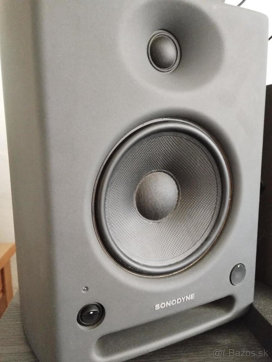 Sonodyne SRP601 štúdiové monitory