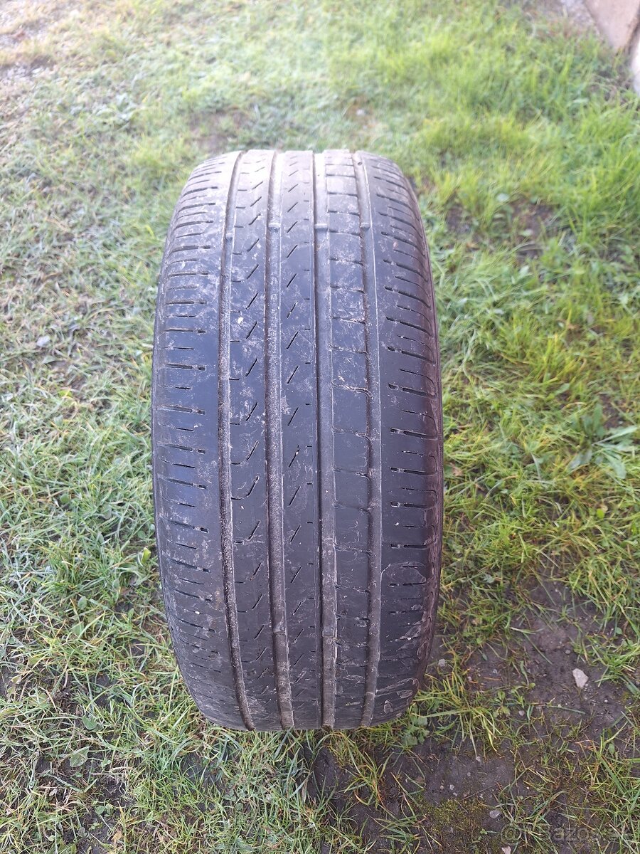 235/55 R18