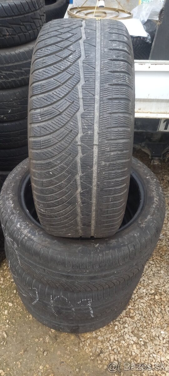 Predám zimné pneu Michelin 245/45r18,runfrat