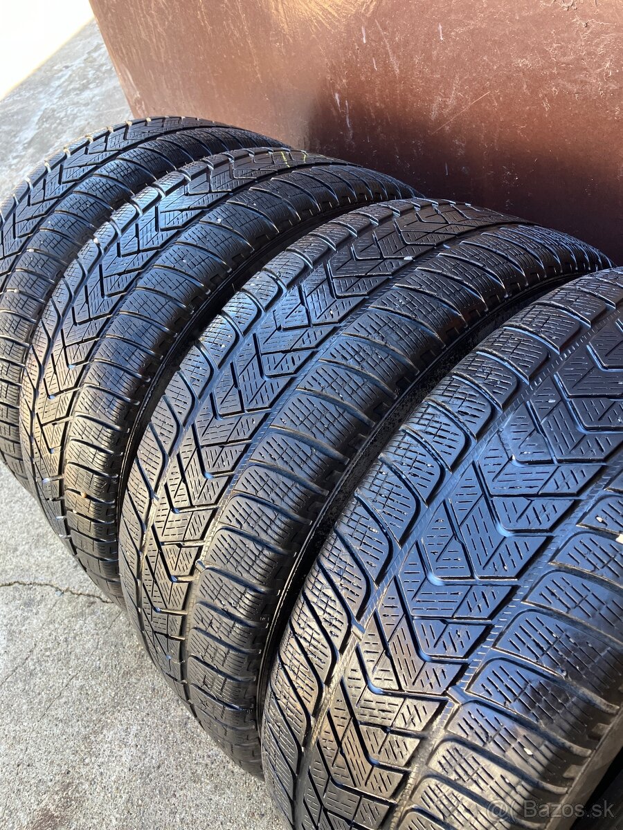 235/55/R18 Pirelli Scorpion winter