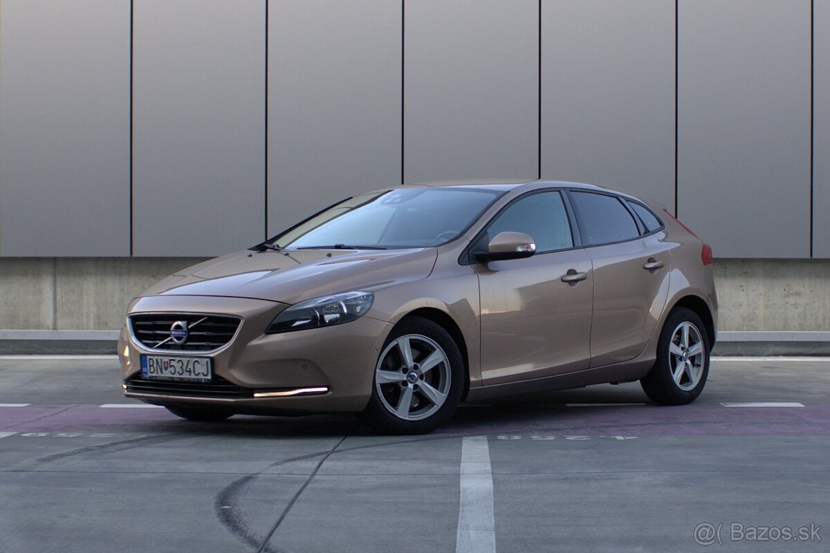 Volvo V40 D2 Powershift AT6