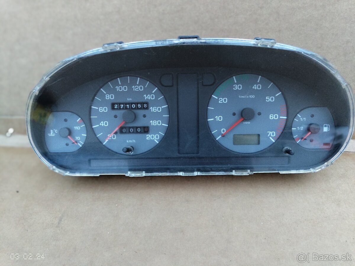 tachometer felicia 1.3 30