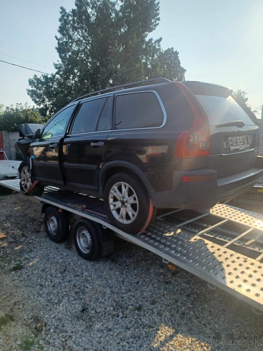 Rozpredam Volvo XC90 D5 AWD 2,4 2004, automat