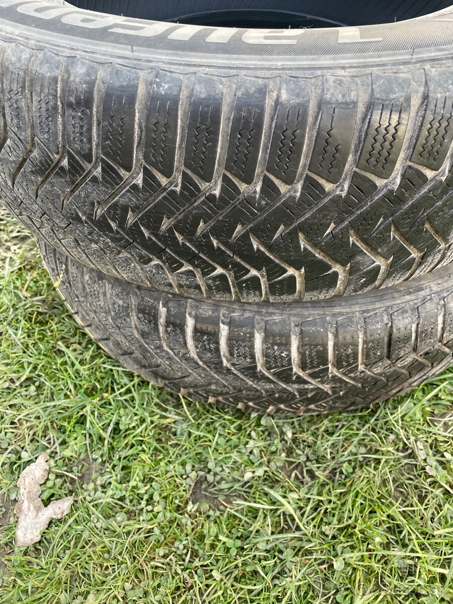 Predám zimné pneu 185/65 R15 2ks