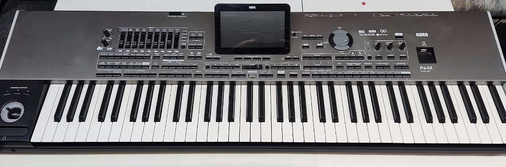 Korg Pa 4x Muzikant 76 kláves