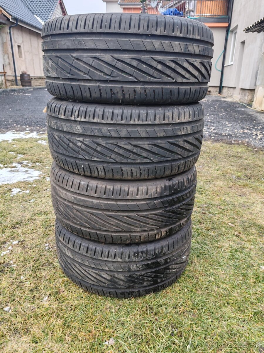 Unirolyale rainsport 5  245/40 r18