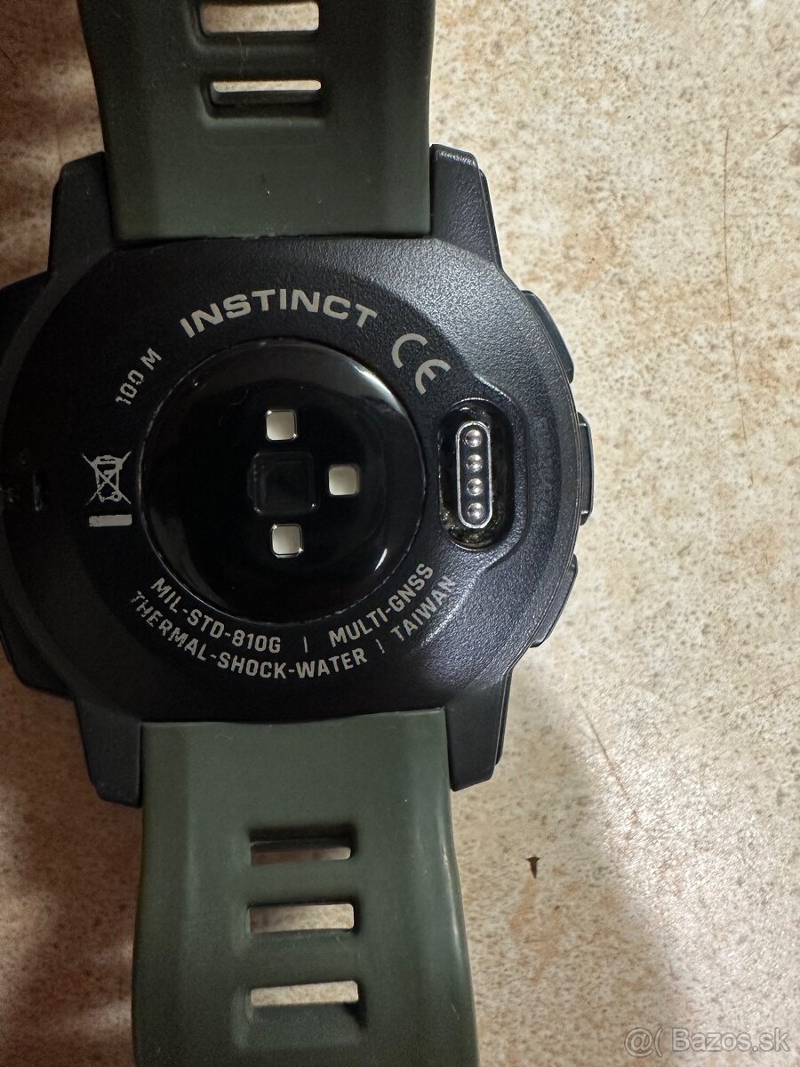 Garmin instinct