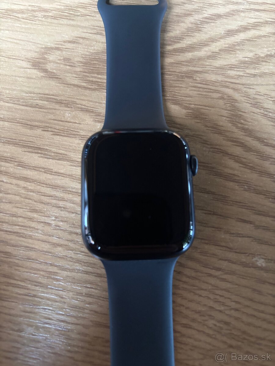 Apple watch 8