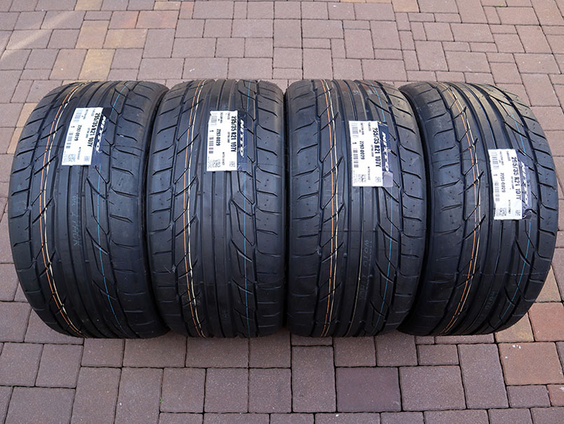 4x 295/35R21 NITTO – LETNÍ – NOVÉ – CAYENNE TOUAREG