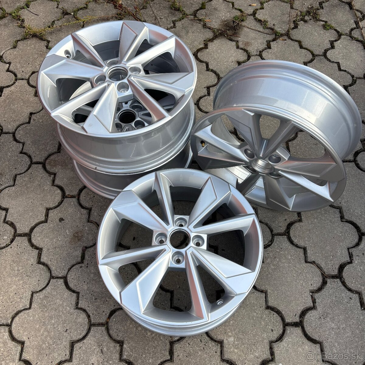 NOVE ALU disky - Škoda SCORPIUS 16 - R16 6J 4x100