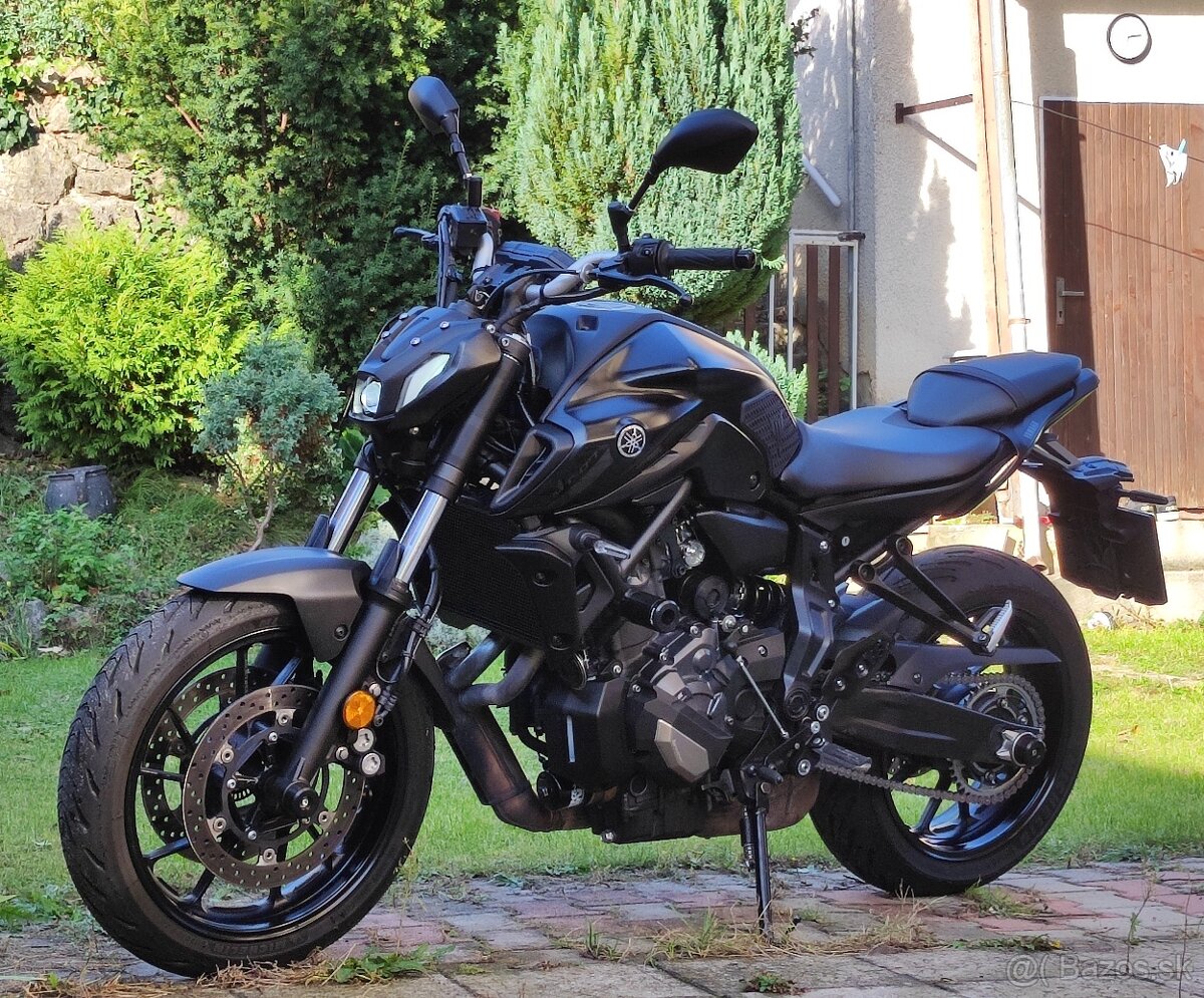 Yamaha MT-07 ABS 2022 Tech black - Znížená cena do Vianoc