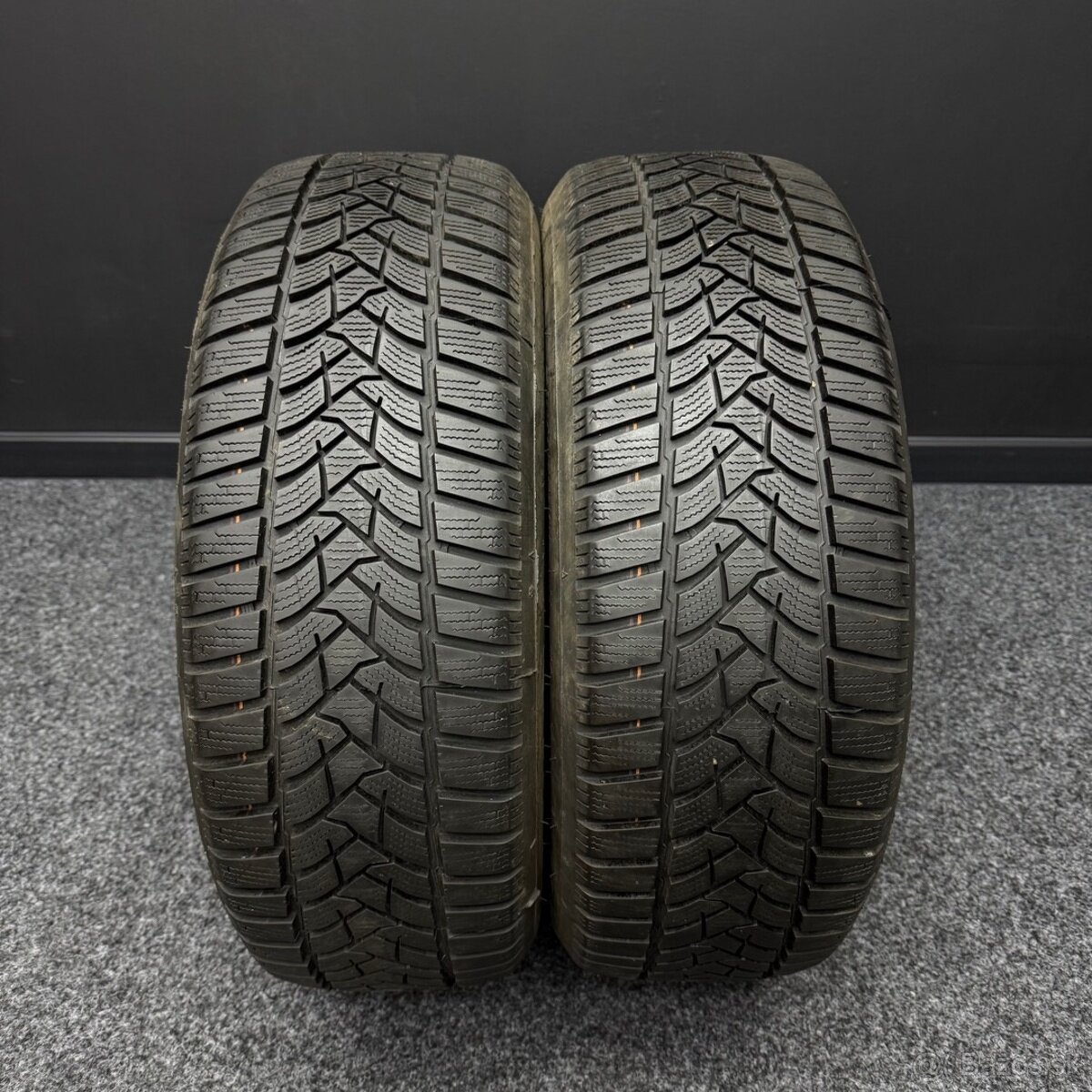 2ks pneu 205/60/16 DUNLOP