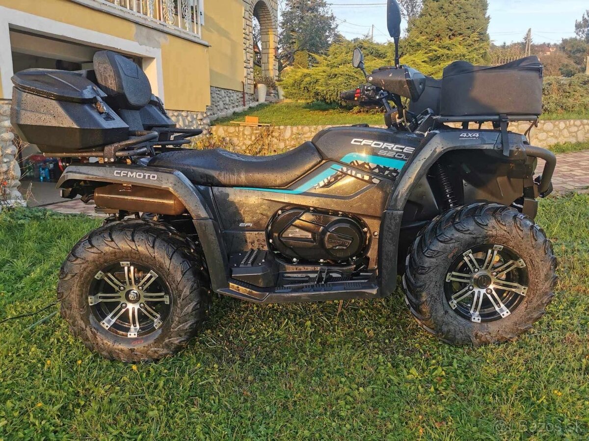 CFmoto 520l long 800 km kufor 2 x prilby tazne 25,5kw 495cm3