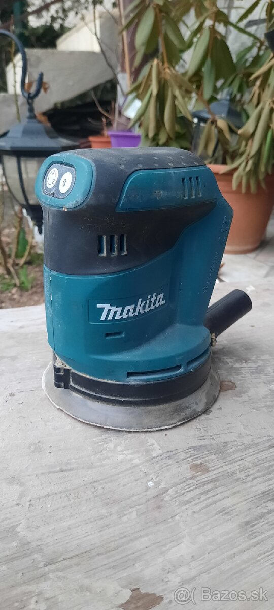 Makita