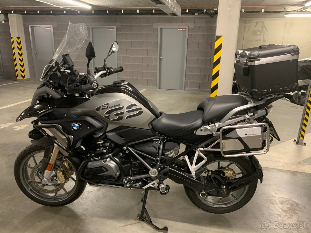 BMW R1200GS ročník 2019  19tisíc km, kúpene SK, full výbava