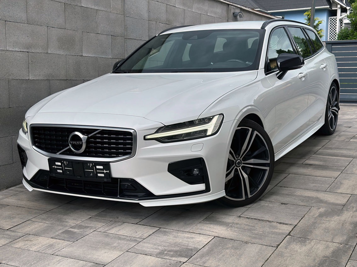 Volvo V60 T5 R-Design A/T8 r.2019 ✅ODPOCET DPH✅