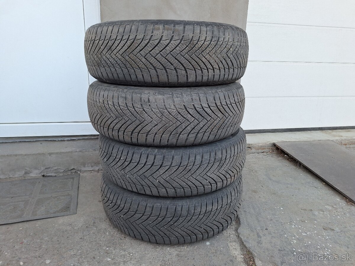 205/70 R15