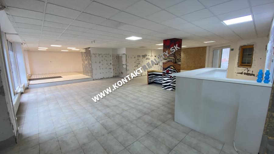 Prízemný obchodný priestor 220 m2 Staré mesto, Jakobyho