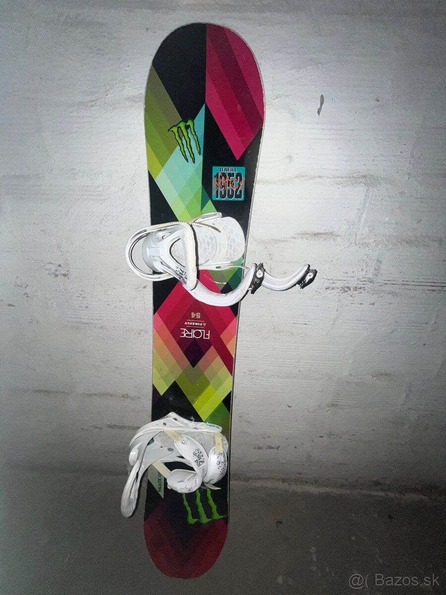 Predám snowboard Firefly.