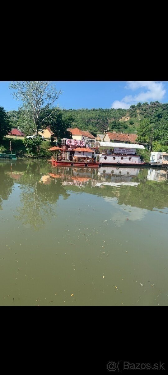 Houseboat