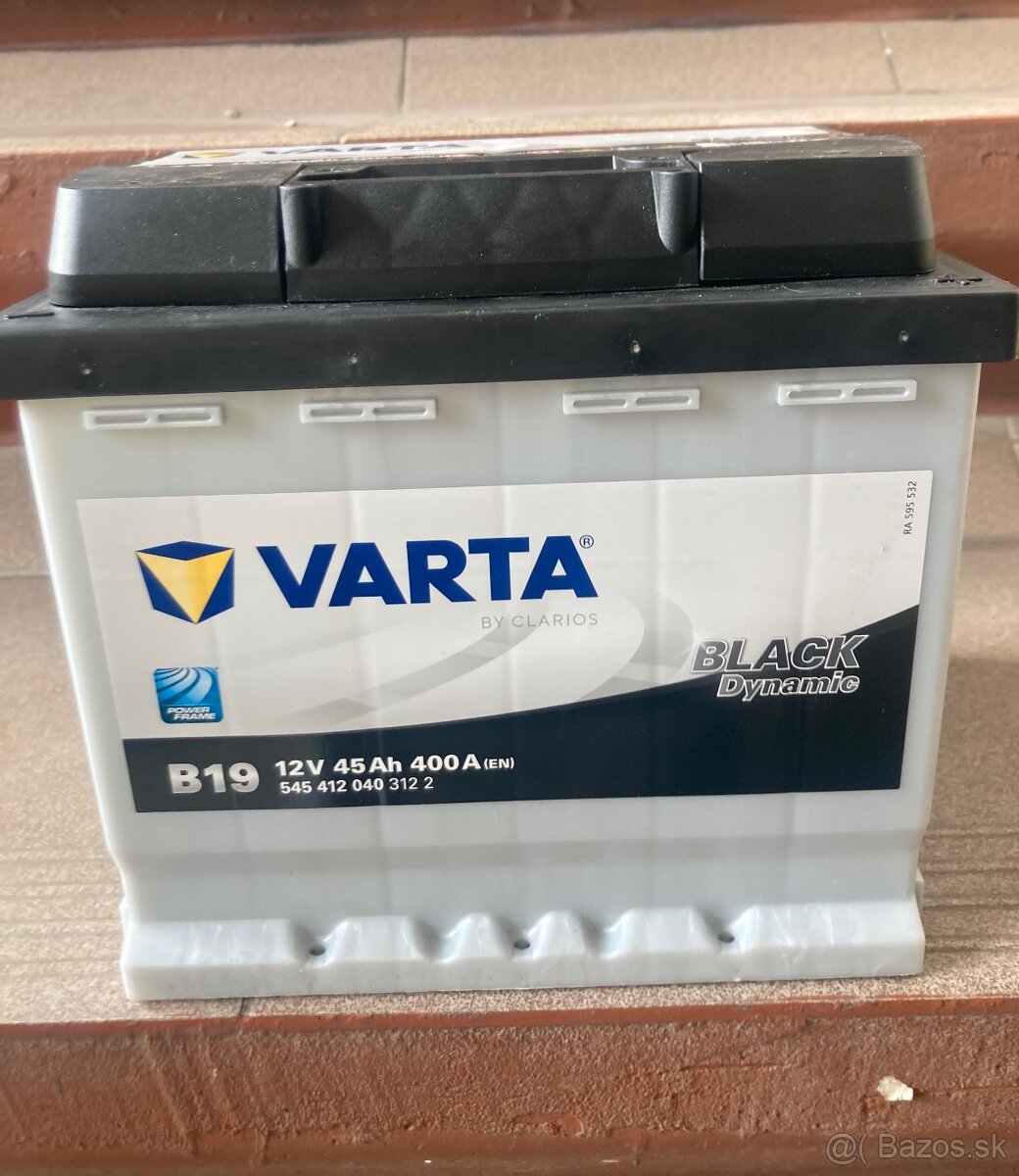 Autobateria Varta 45ah