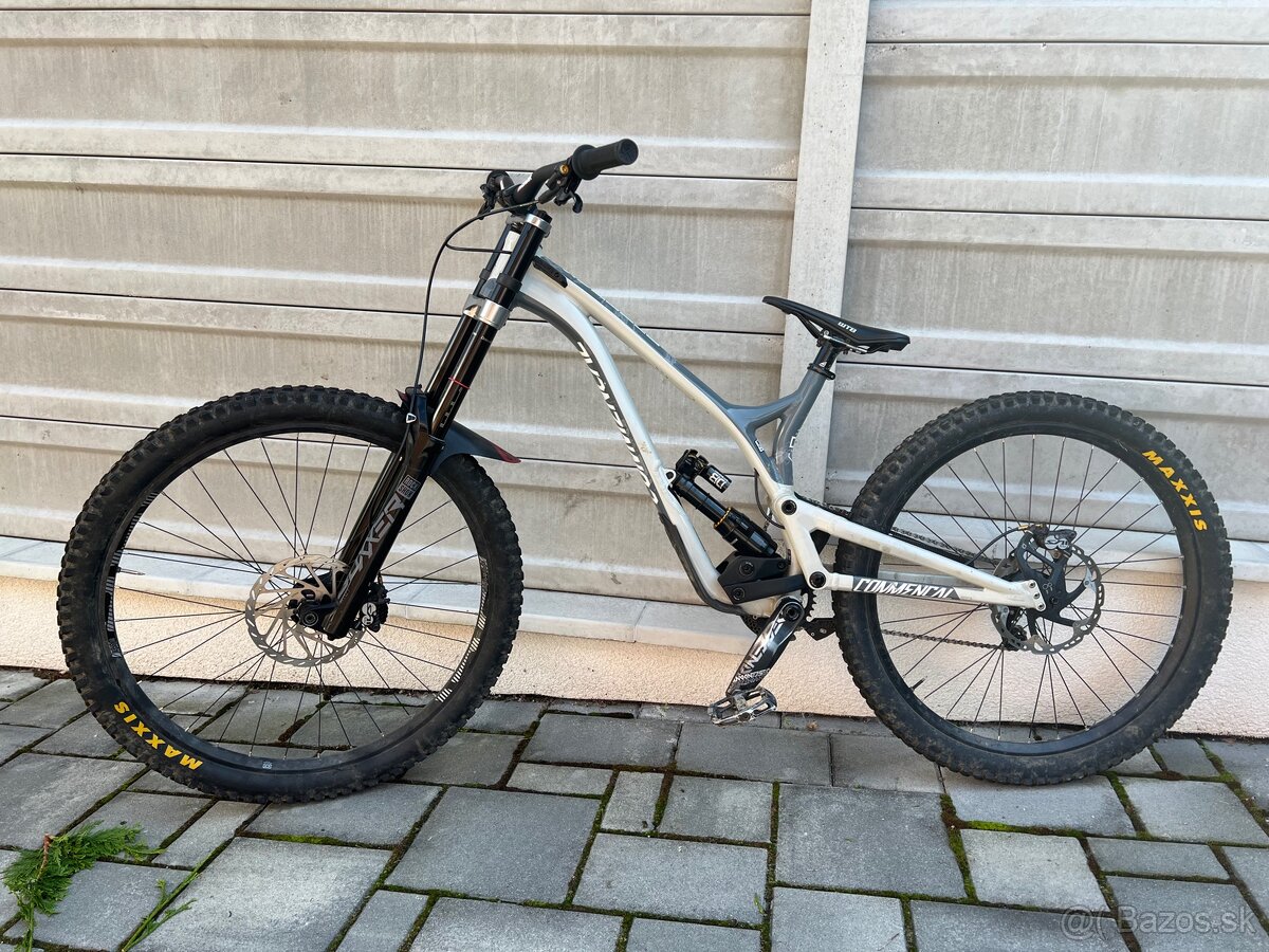 Commencal DH Supreme 2020 custom