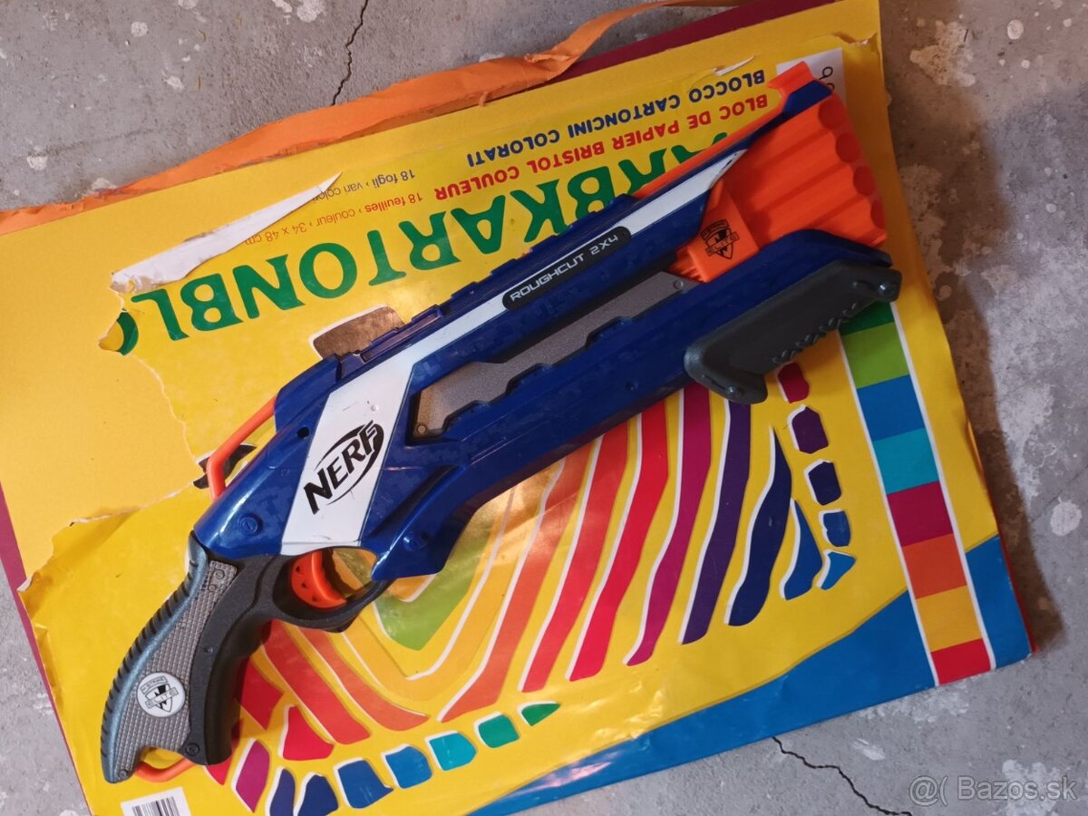 Nerf pistol