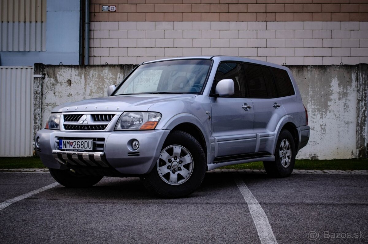 Mitsubishi Pajero 3.2 DI-D Dakar A/T