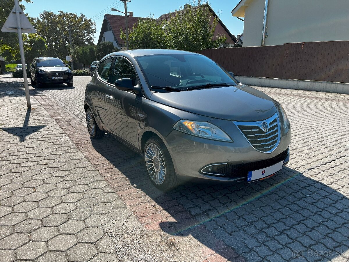 Lancia Ypsilon Gold 1.2i