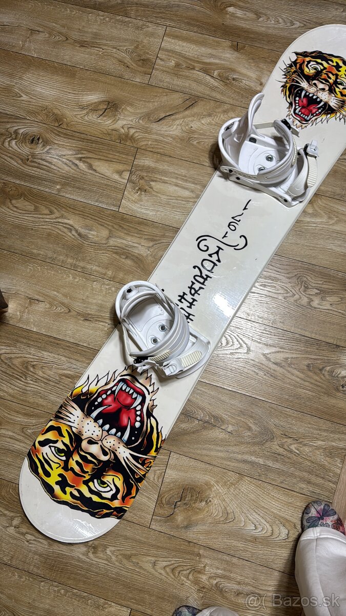 Snowboard Ed Hardy