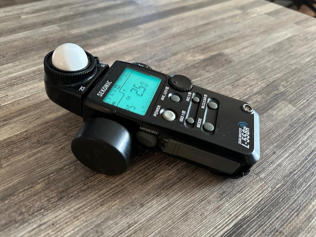 Predám Sekonic L558-R expozimeter