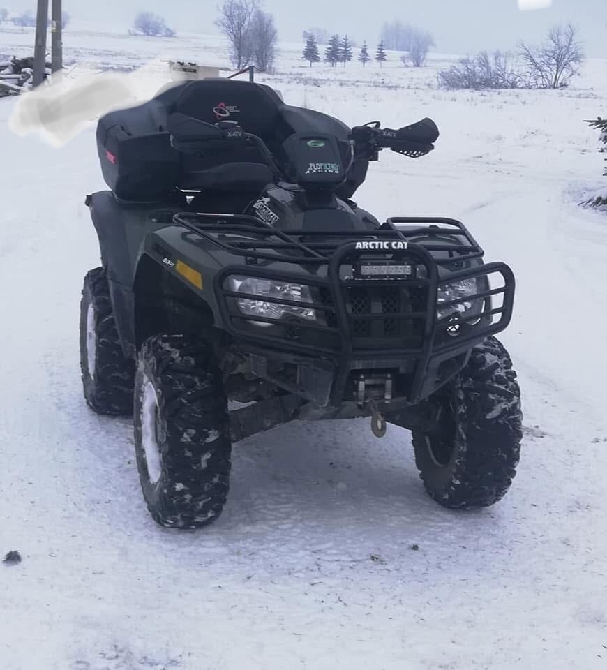 Predám štvorkolku Arctic Cat