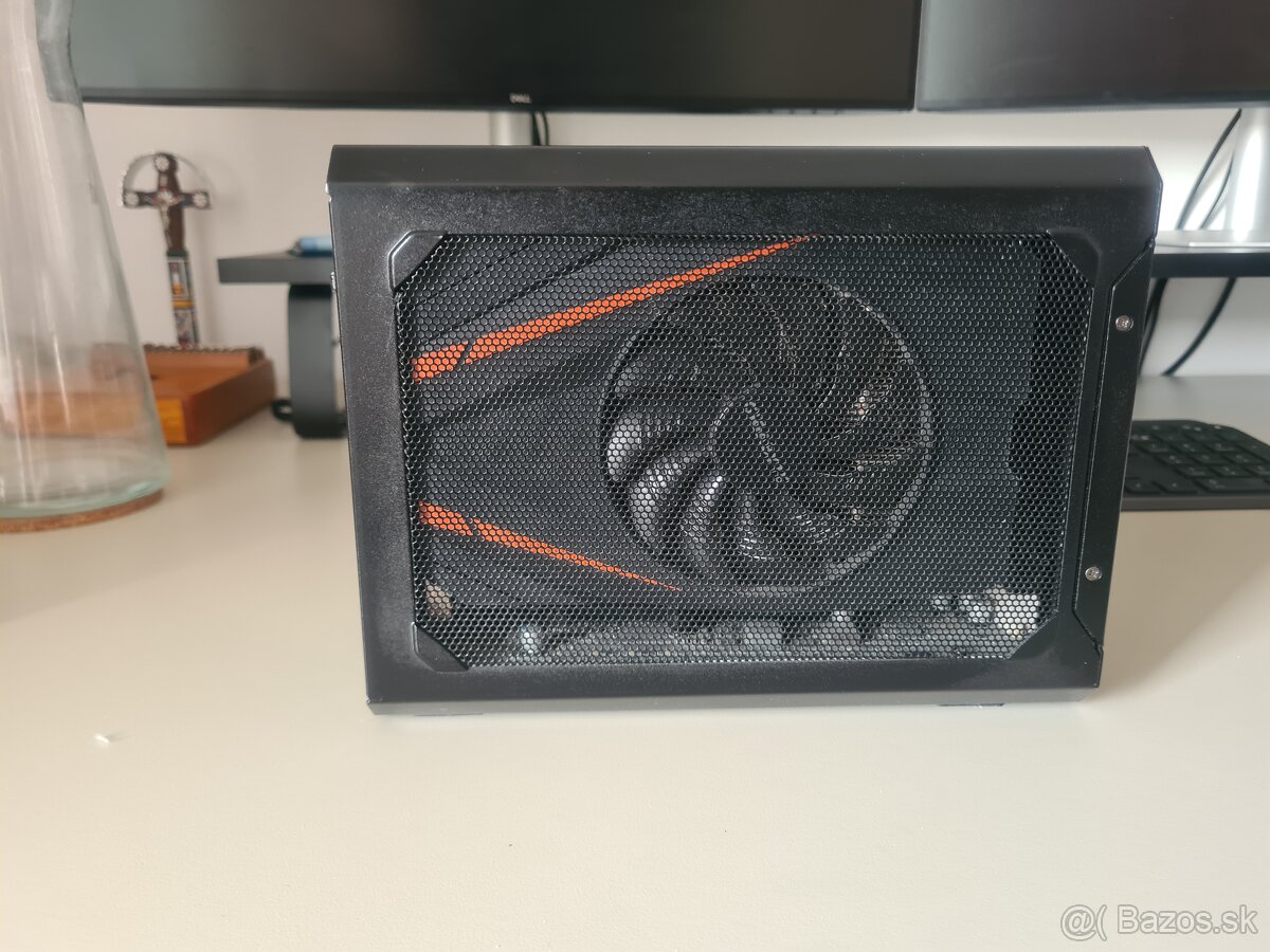 AORUS GTX 1070 eGPU