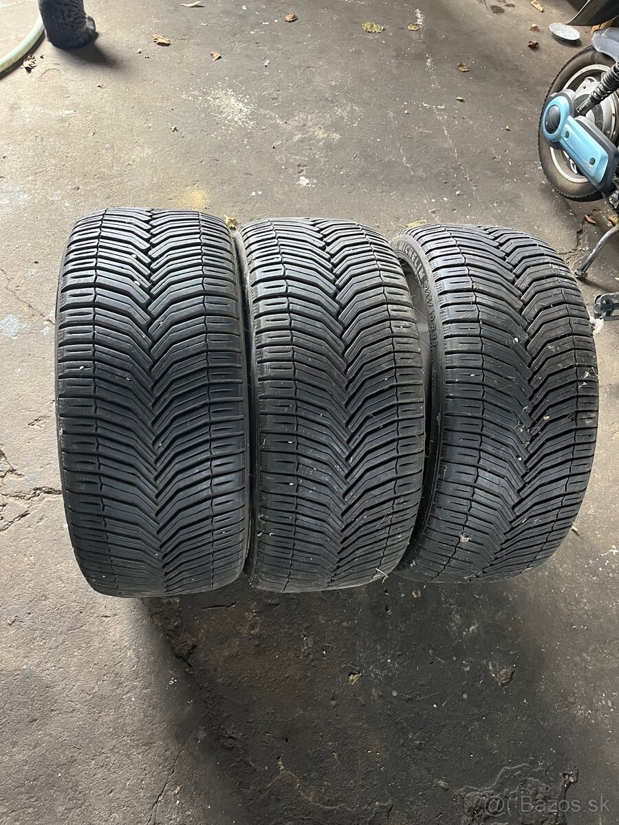 Michelin crossclimate 225/40 r18