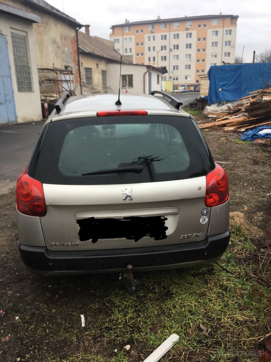 Predám peugeot 207 sw benzin plyn