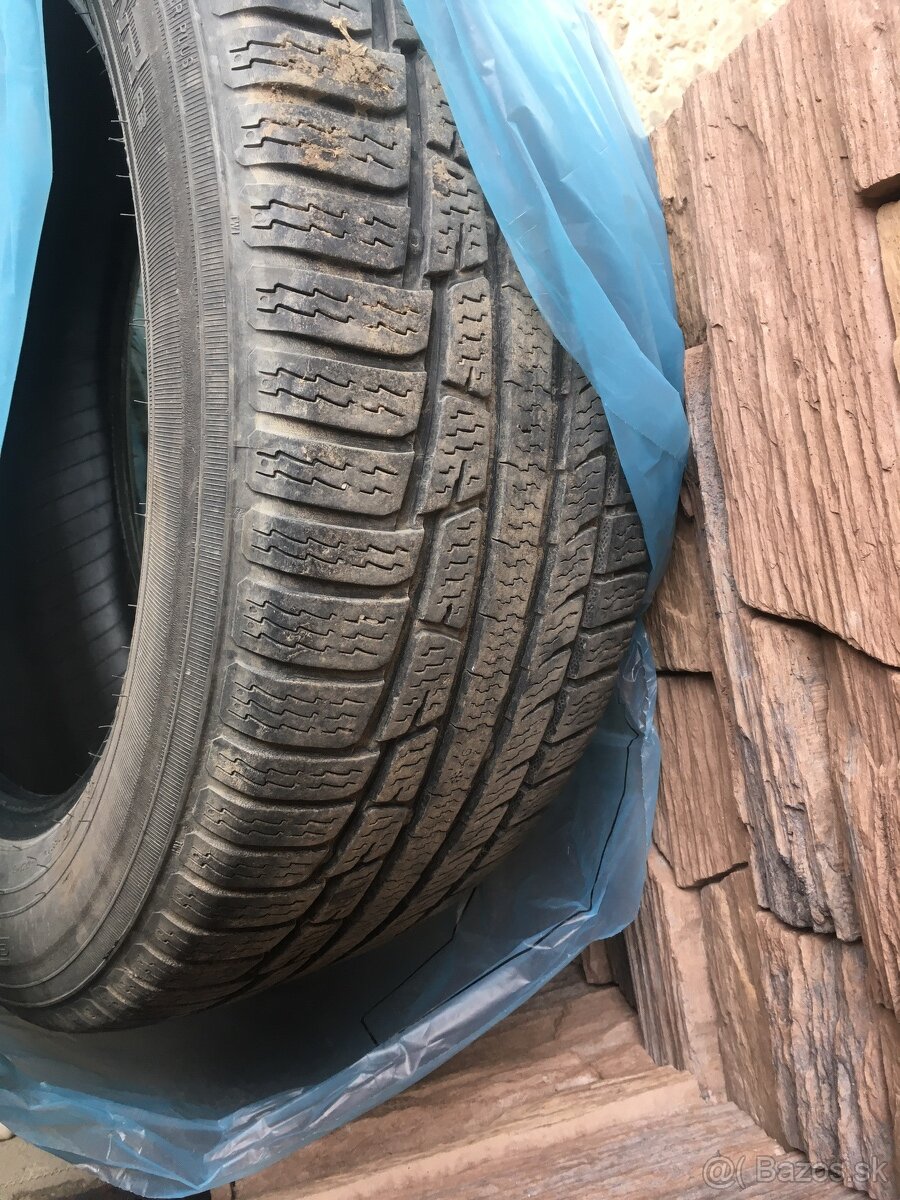 zimné pneumatiky nokian 235/55R17 103V