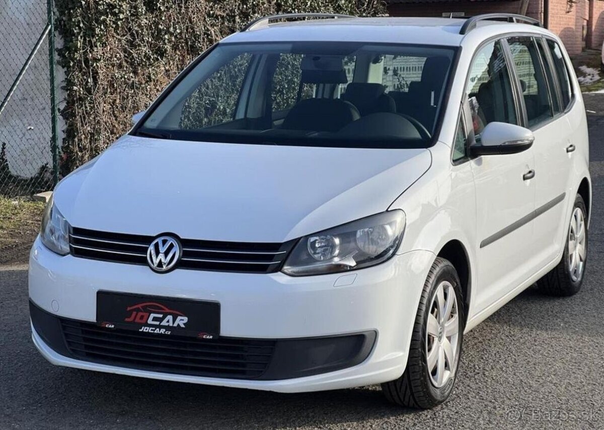 Volkswagen Touran 1.2TSi 77kw 7MÍST TEMPOMAT benzín manuál