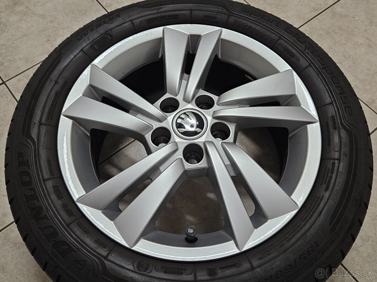 originál 15" ŠKODA  + Dunlop 95%