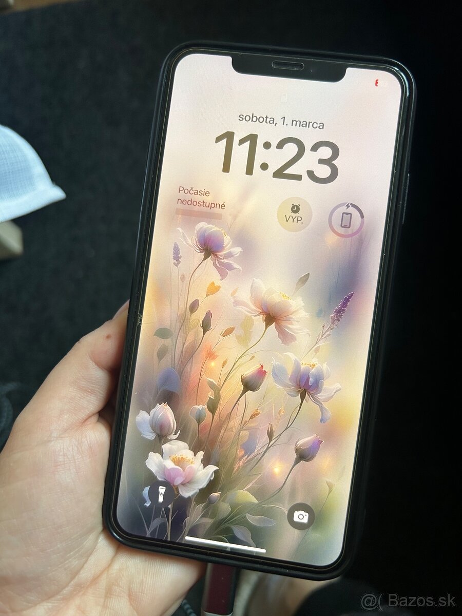 Predám iPhone XS Max 64gb biely