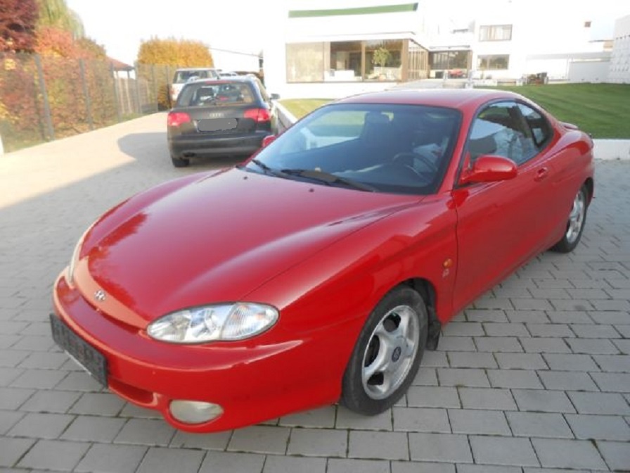 Rozpredám na diely Hyundai Coupe, Motor 1,6i  83kw rv.1998.