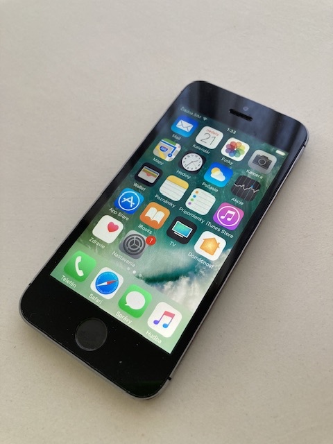 Apple iPhone 5s 16GB space grey