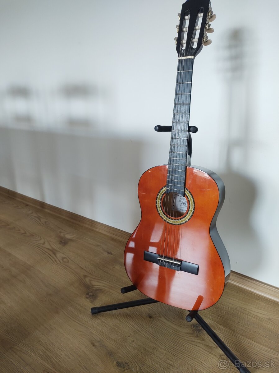 Gitara 1/2 Miguel Almeria pure series