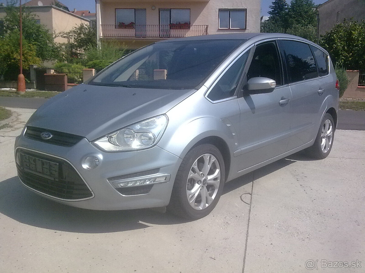 Odstúpim leasing na Ford S-Max 2,0TDCI r.v. 2013, 7-miestny