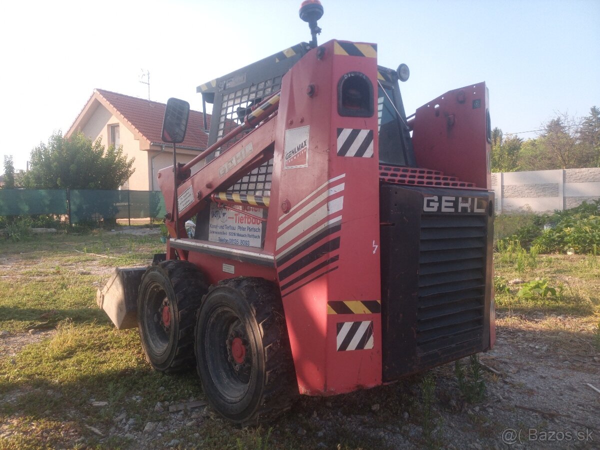 Gehl 3610