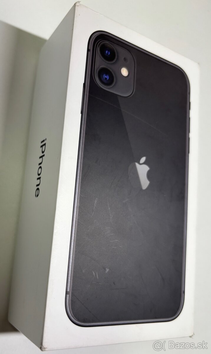 Iphone 11 64GB čierny + nové slúchadlá