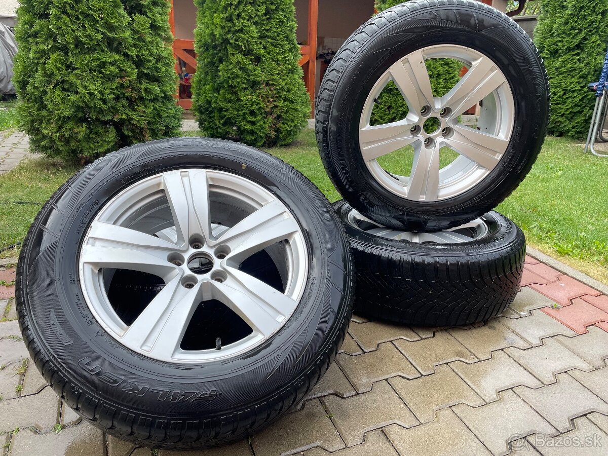 Audi kolesa 255/60 R18 8J ET25