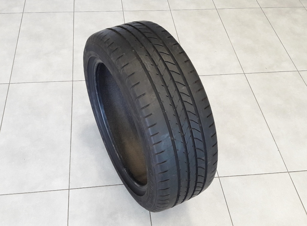 205/50R17 Letné pneu GoodYear