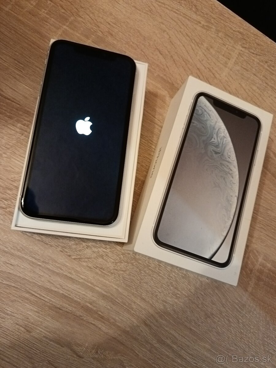 iPhone XR