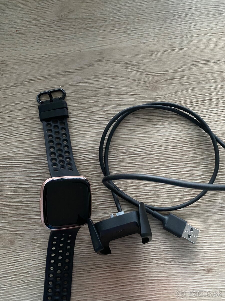 predam hodinky fitbit versa2