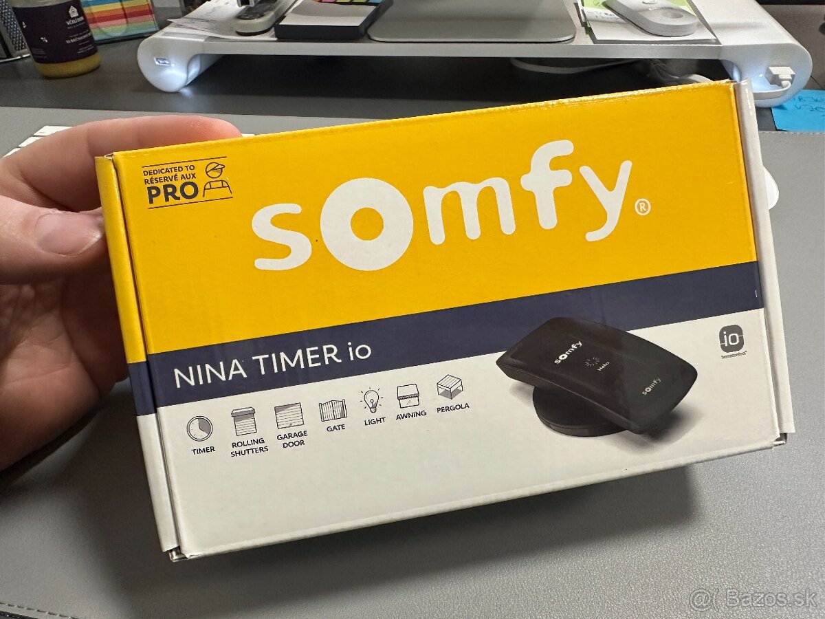 Somfy NINA™ Timer – centrálne diaľkové ovládanie s dotykovou